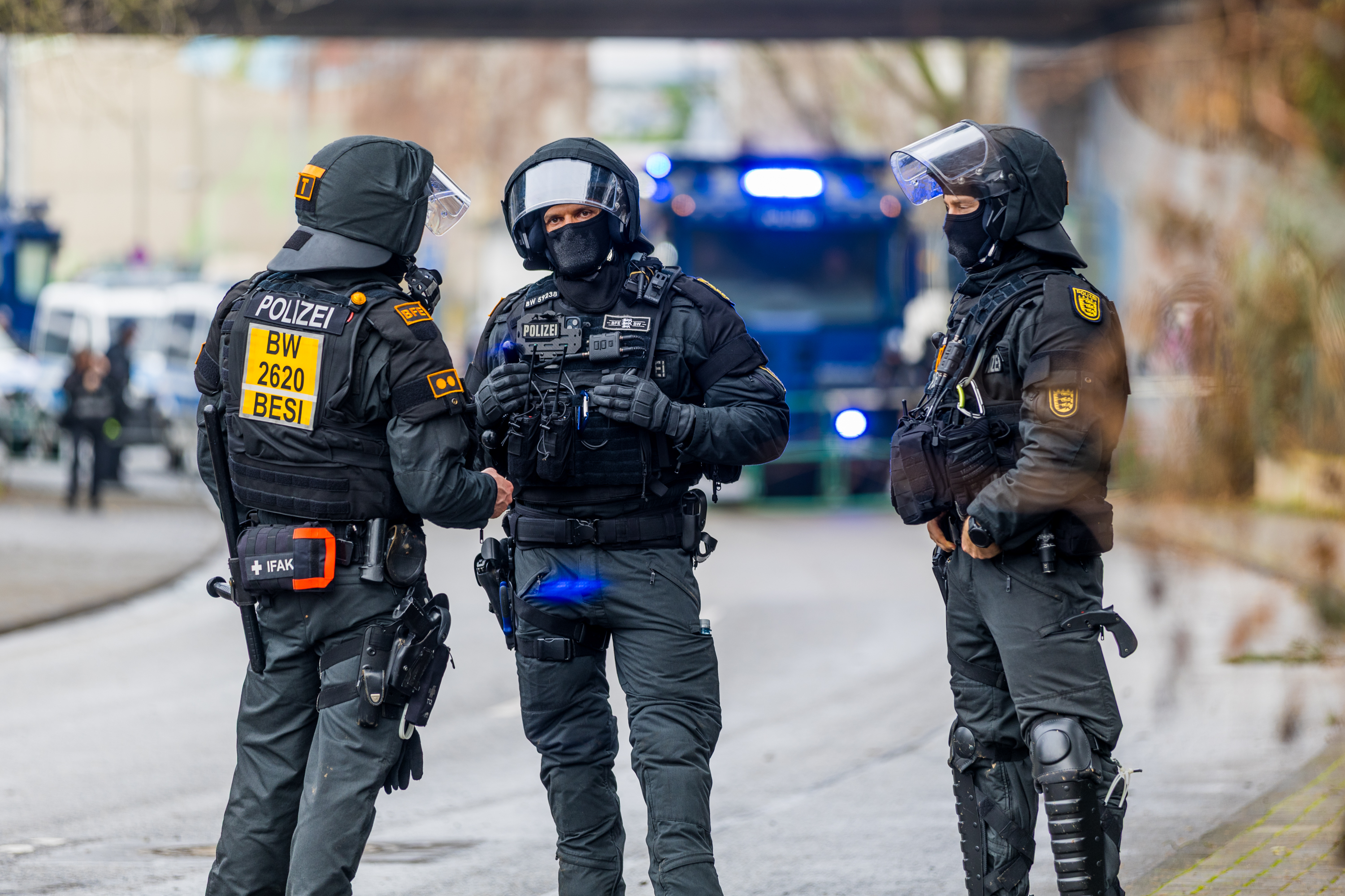 Tausende Polizisten bei Gründung der AfD Jugendorganisation in Gießen Ende 2025