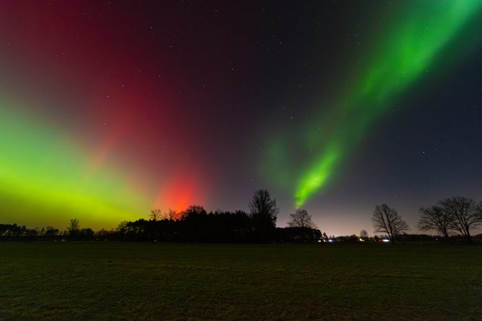 Polarlichter bis nach Brandenburg zu sehen - starker Sonnensturm zaubert farbigen Himmel