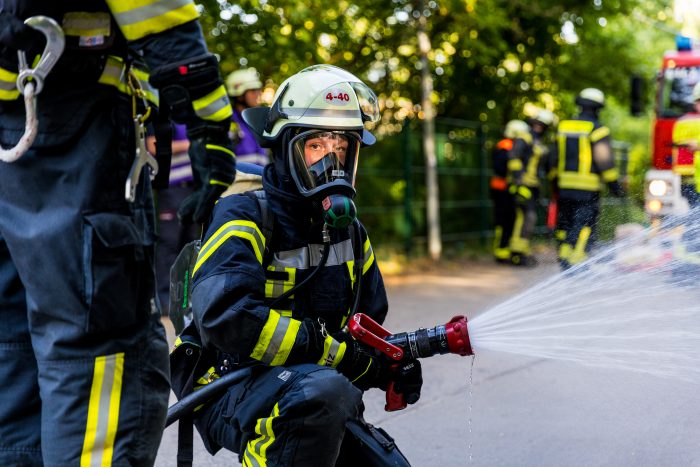 Übung: Verkehrsunfall mit eingeklemmten Personen